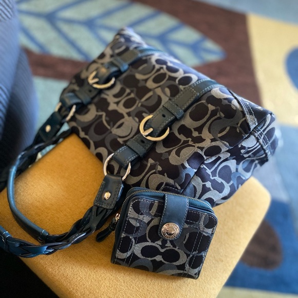 Coach Blue Denim Chelsea Optic Signature Jacquard Shoulder Bag & wallet - Picture 10 of 16